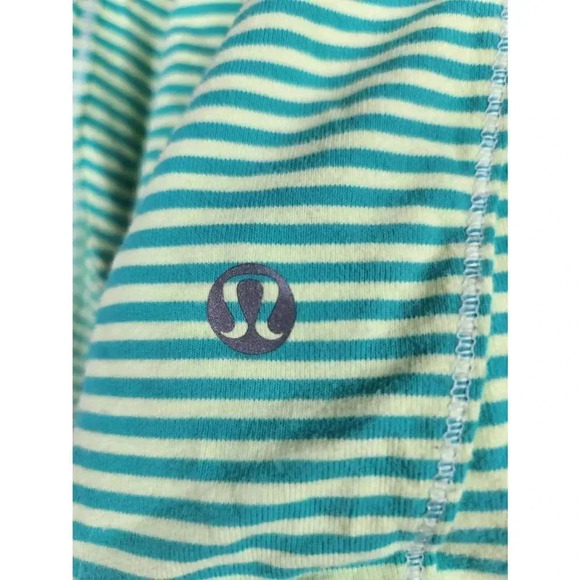 Lululemon Forthright Green Jacket 1/4 Zip size 4. - Picture 4 of 10